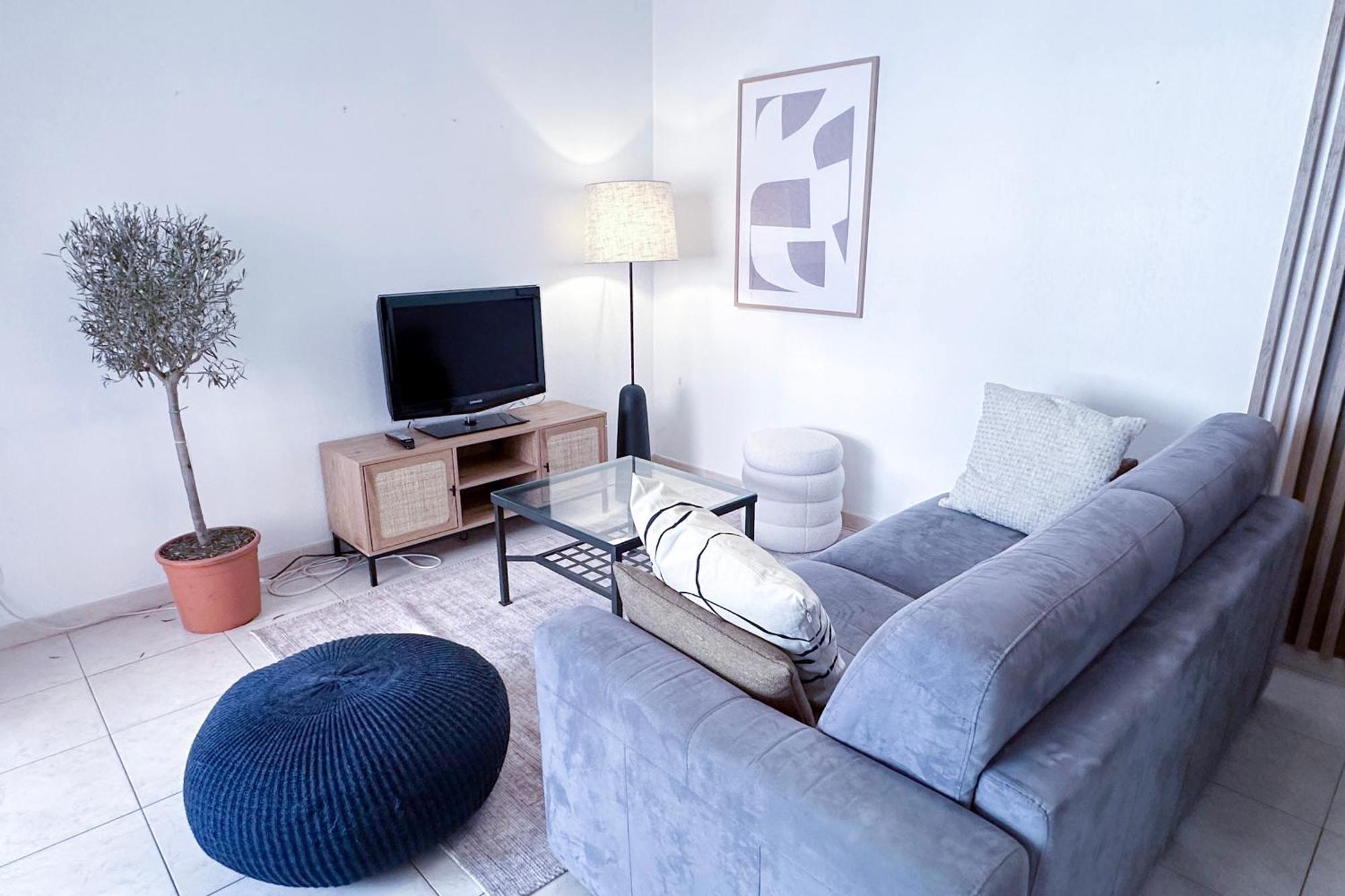 St Roch 2 - Appart 300 M De La Gare, Clim, Terrasse, Garage أنتيب المظهر الخارجي الصورة